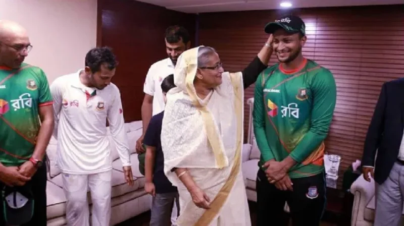 আওয়ামী লীগেই প্রতিজ্ঞাবদ্ধ সাকিব, ‘পল্টি দেওয়ার অভ্যাস নেই’
