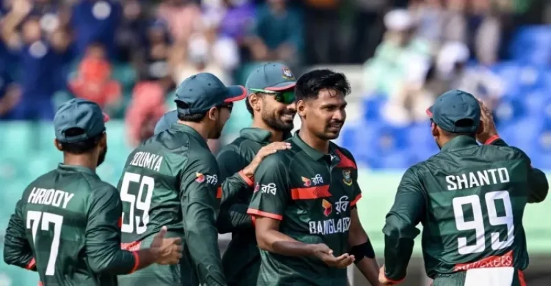 ২১ বছর পর অস্ট্রেলিয়া বধ! মিরপুরে অজিদের স্তব্ধ করে দিল বাংলাদেশের কোন দুই নায়ক?