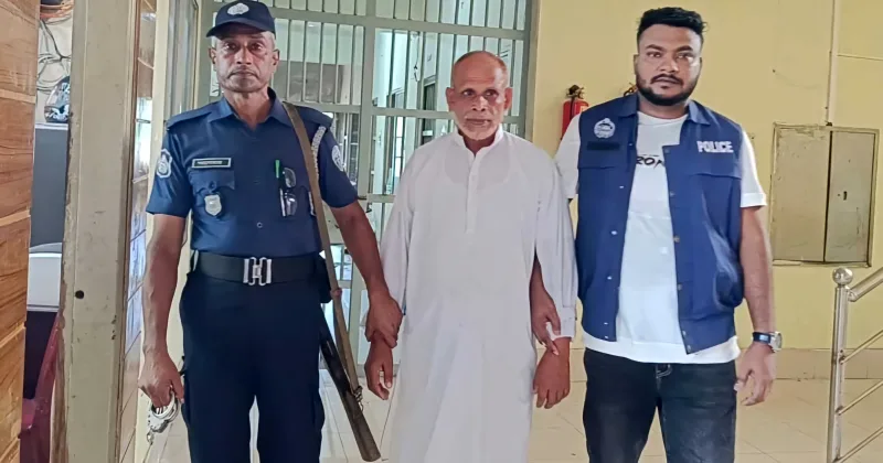 আনোয়ারায় বাবার লাশ দাফনের সময় পরিবারের ওপর হামলা, প্রতিবেশী গ্রেপ্তার