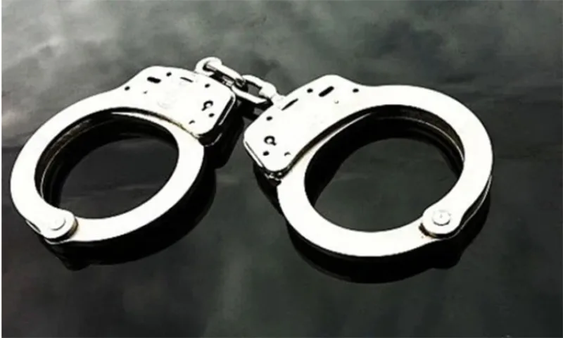 আনোয়ারায় কাপড়ের দোকানে দুর্ধর্ষ চুরি, ৩ লাখ ১৫ হাজার টাকা লুট