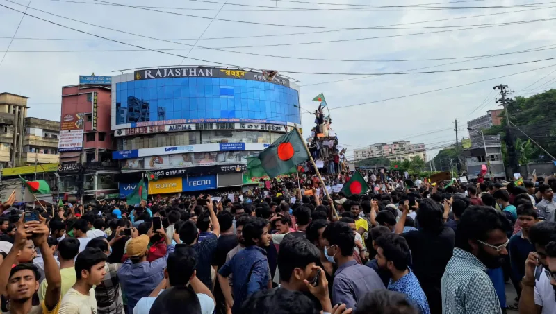 আজ ঐতিহাসিক পহেলা জুলাইঃ স্বৈরাচারী হাসিনার মসনদ চূর্ণ করার প্রথম দিন